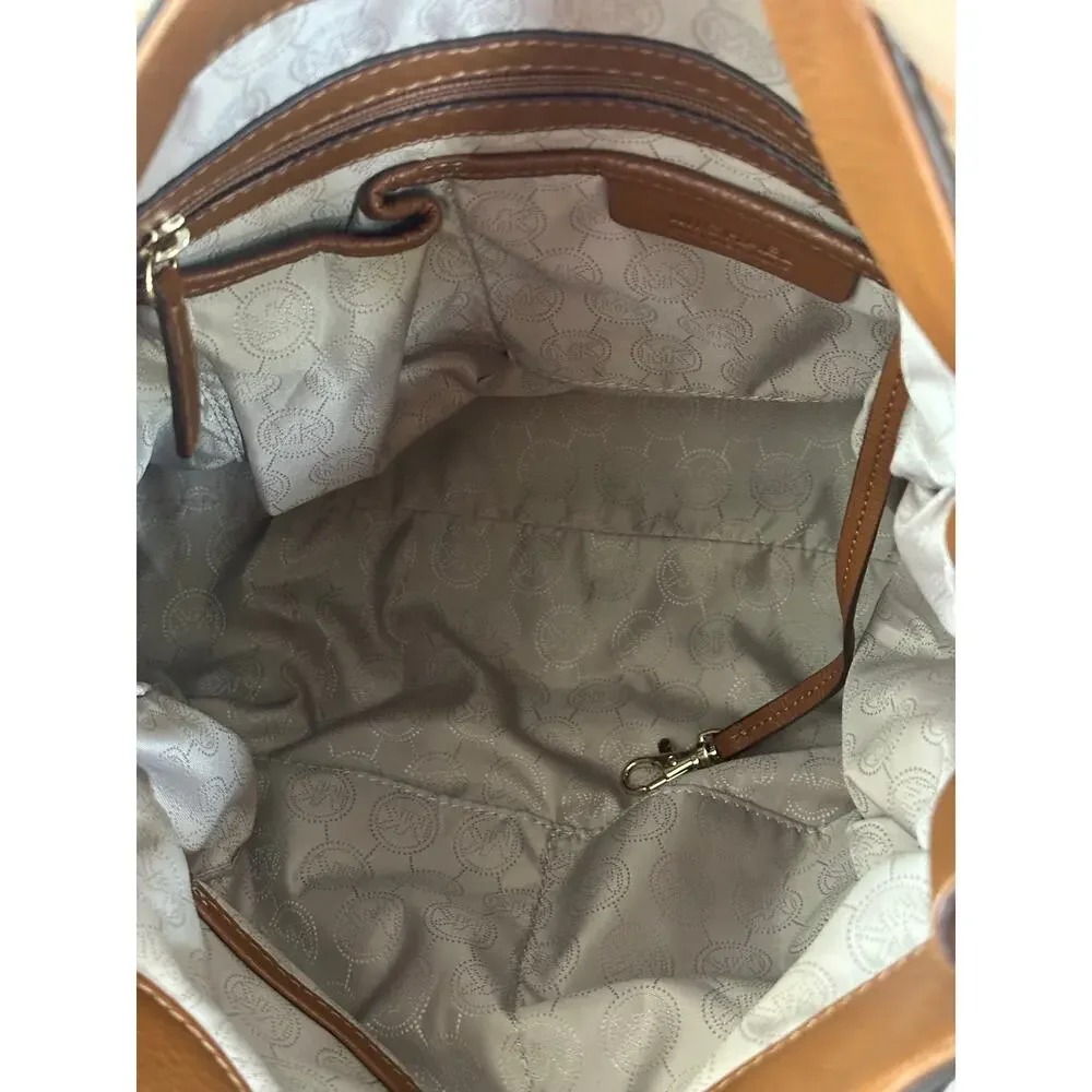 EUC Michael Kors Hamilton Large Studded Leather Tote Brown Gold Lock & Key Chain